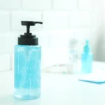 Voici comment savoir si on est allergique au gel douche
